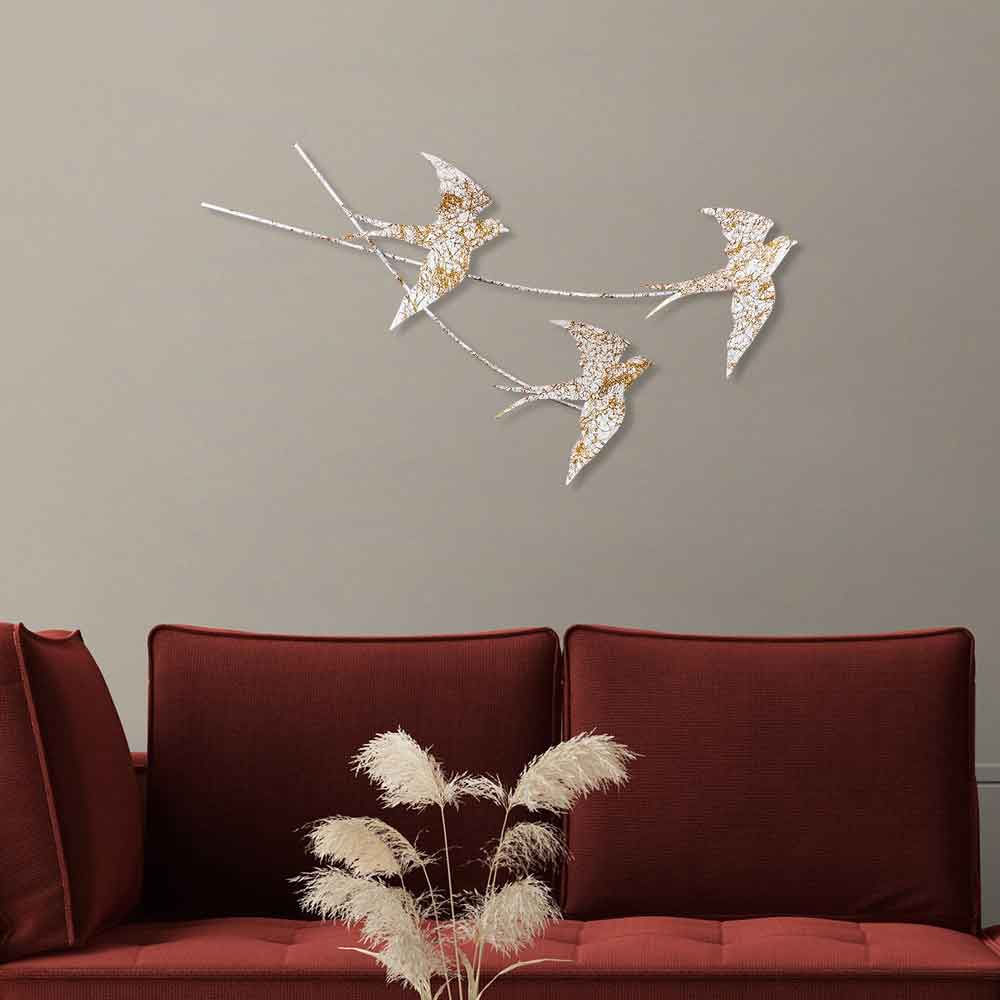 Parklane Metal Flying Bird Wall Art in White and Gold