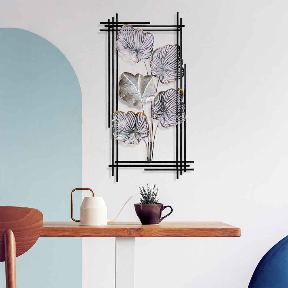 Parklane Metal Linear Leaf Wall Art in Silver and Black