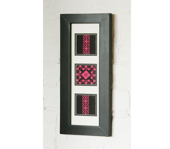 pink modern flock picture frame - Great Interior Design Ideas For Picture Frames