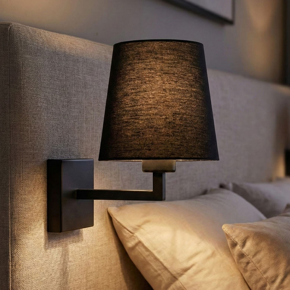 Profil Metal Wall Light in Black
