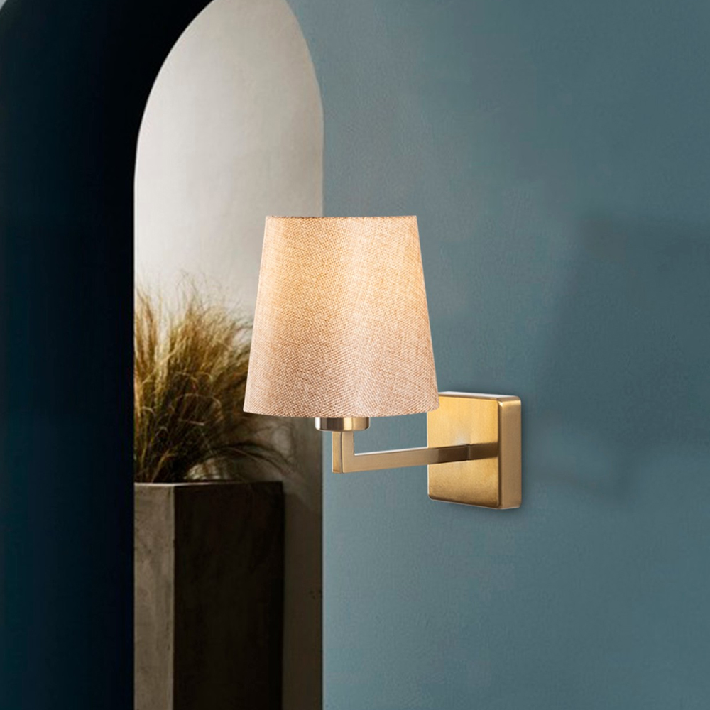 Profil Metal Wall Light in Gold and Cream
