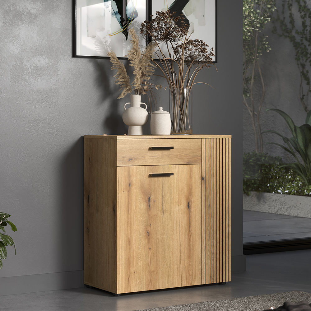 Provence Wooden Hallway Storage Cabinet in Evoke Oak