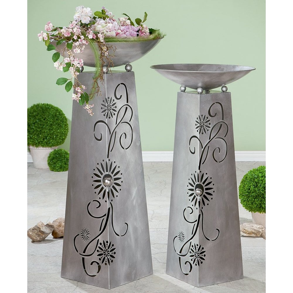 Renee Metal Set Of 2 Floral Design Bowl Stand In Silver
