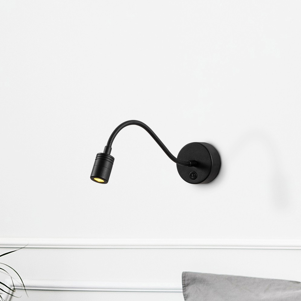 Renzo Metal Wall Light in Black