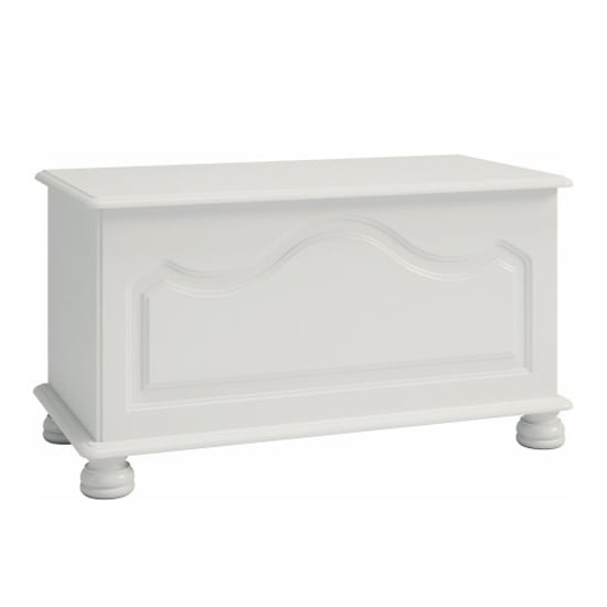 Photo of Richland wooden blanket box in off white