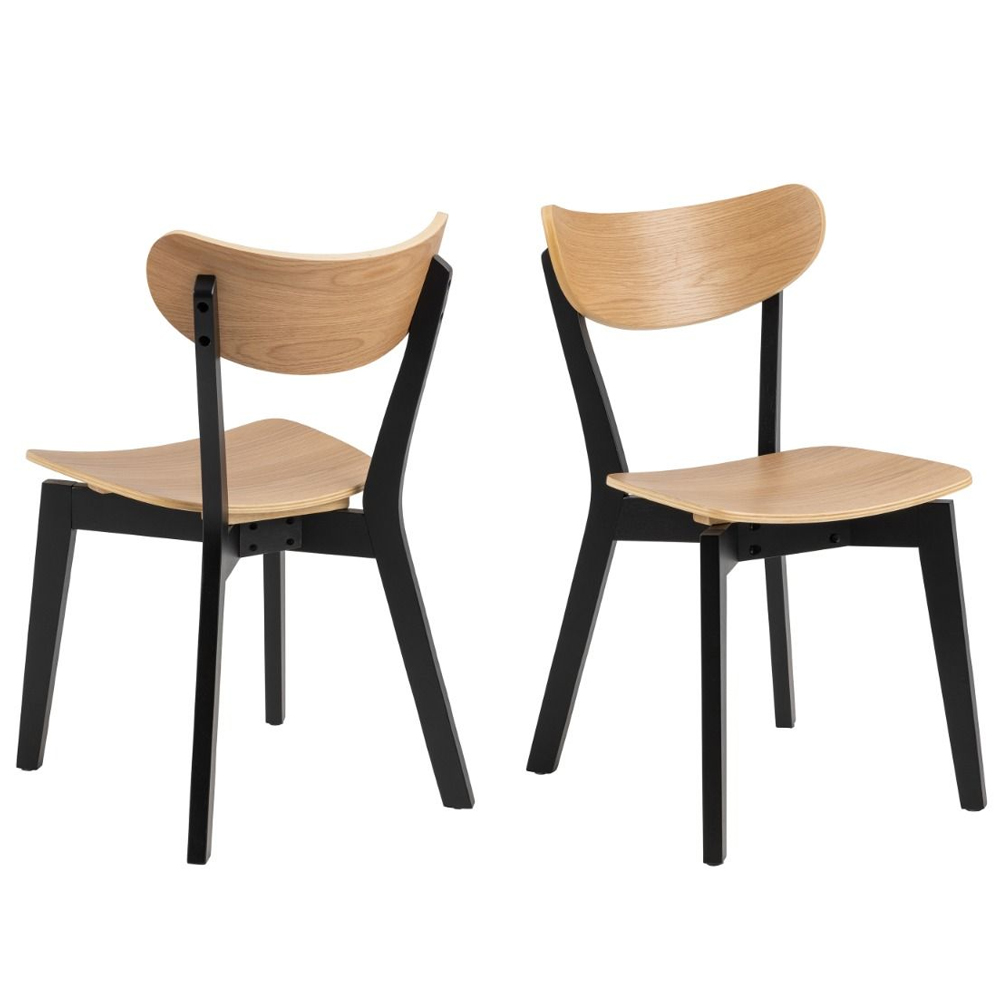 Riga Wooden Round Dining Table With 4 Chairs In Black And Oak