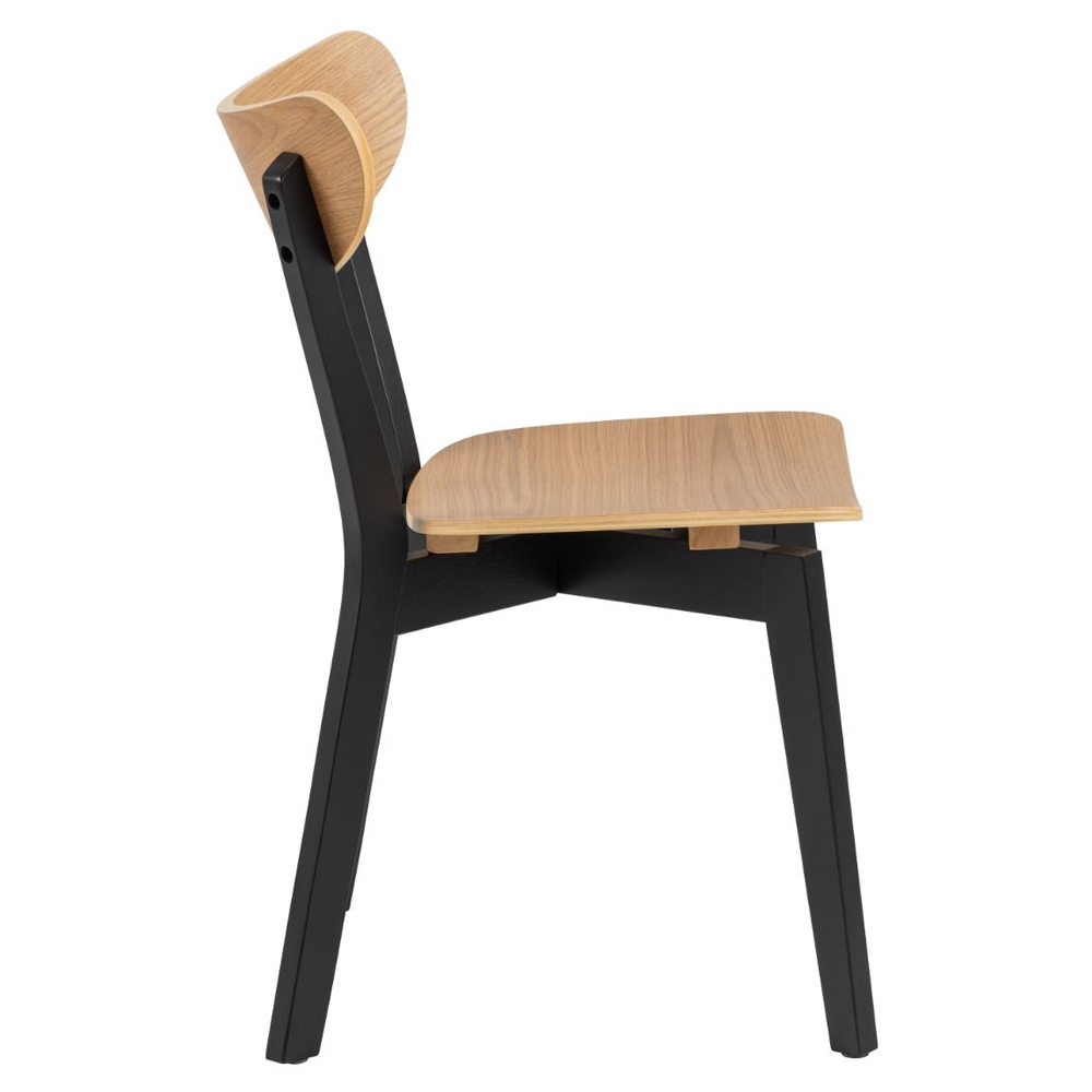 Riga Wooden Round Dining Table With 4 Chairs In Black And Oak