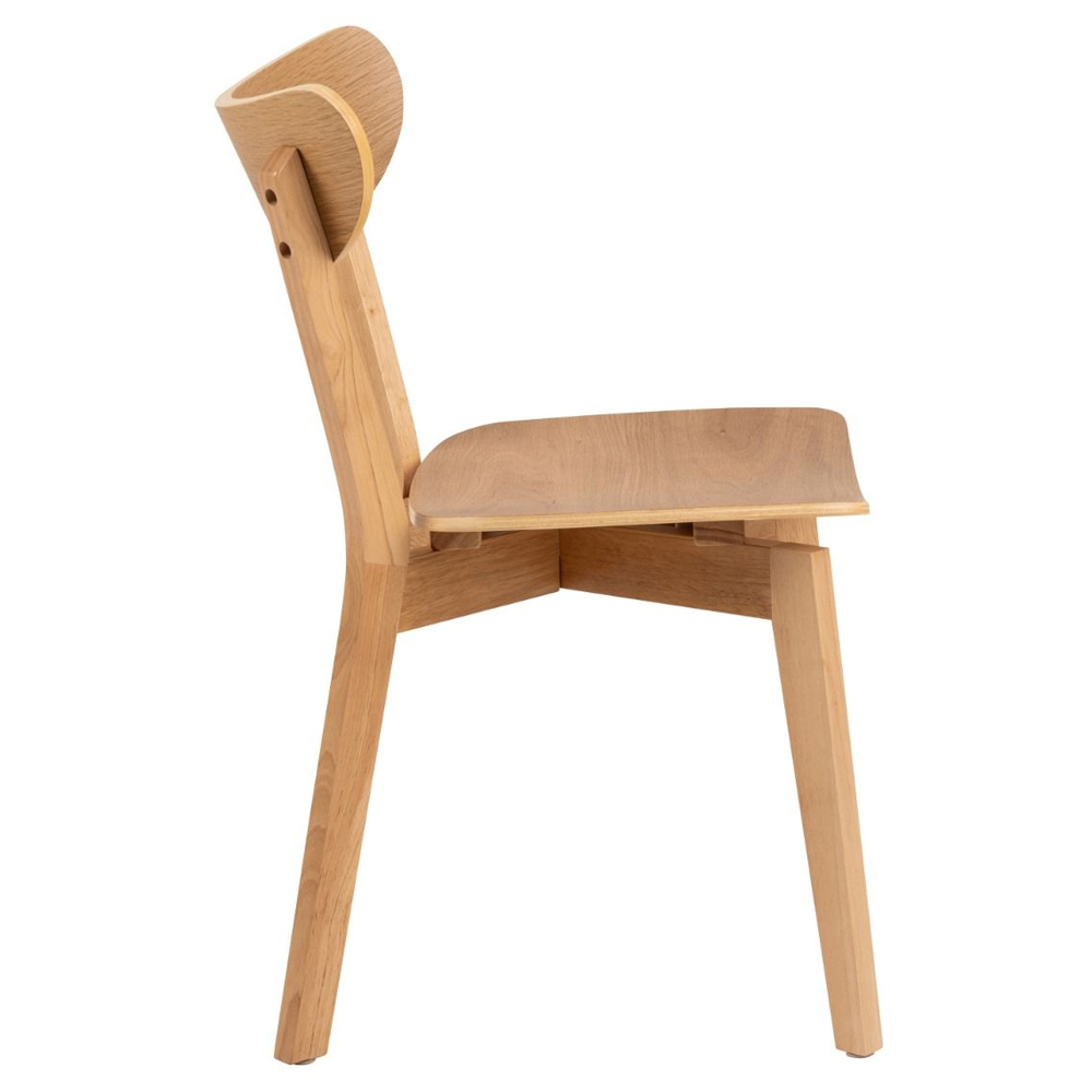 Riga Wooden Round Dining Table With 4 Chairs In Oak