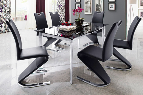 Plato Extendable Dining Table In Black Glass With Chrome