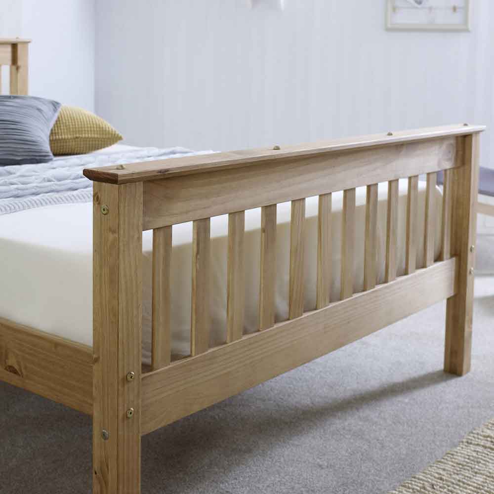 Sahuarita Wooden King Size Bed In Pine