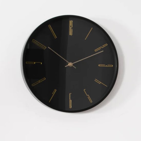 Salado Round Modern Analogue Wall Clock In Black