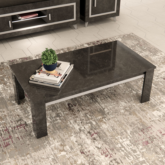 Sarver High Gloss Coffee Table In Black