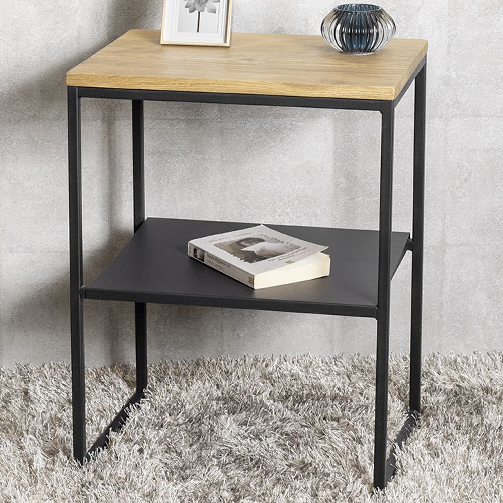Saskatoon Wooden End Table With Undershelf In Oak