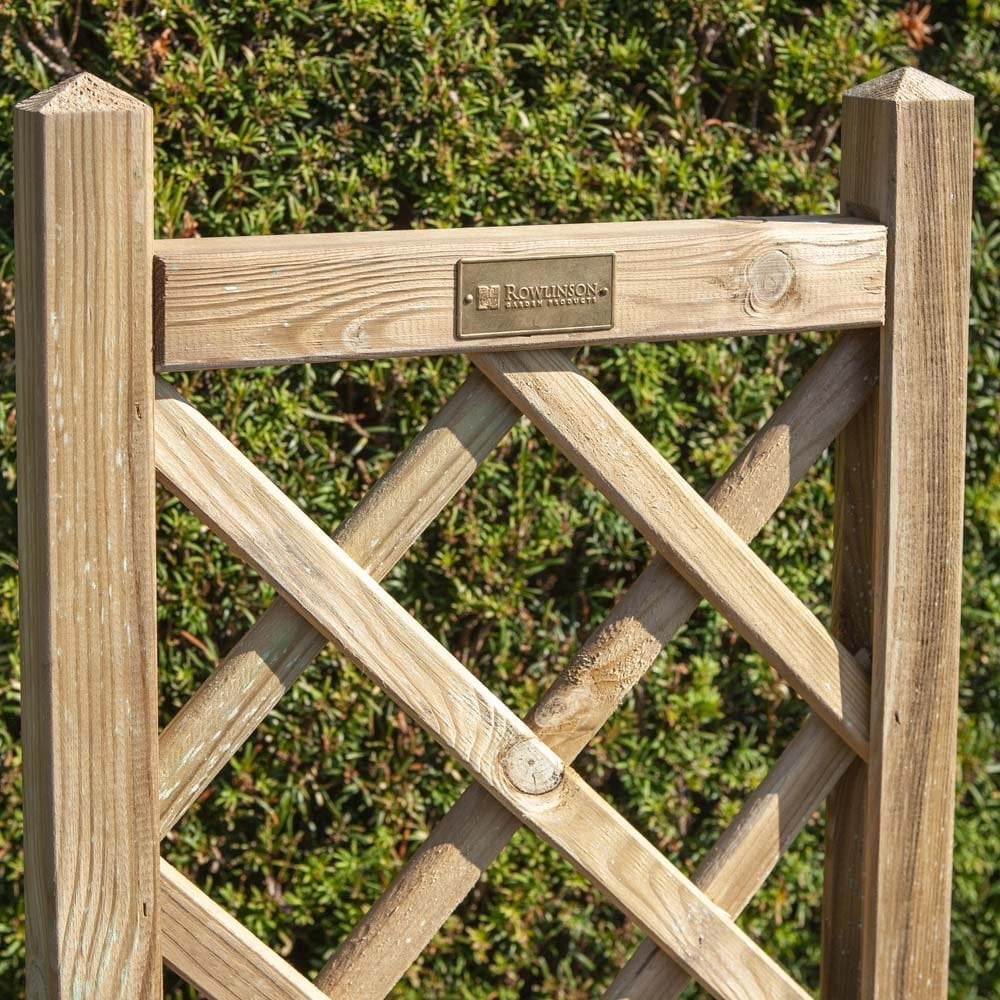Sawrey Wooden Garden Square Patio Planter And Lattice In Natural