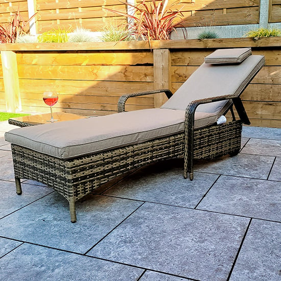 Saxen Weave Sunlounger With Drinks Table In Natural_2