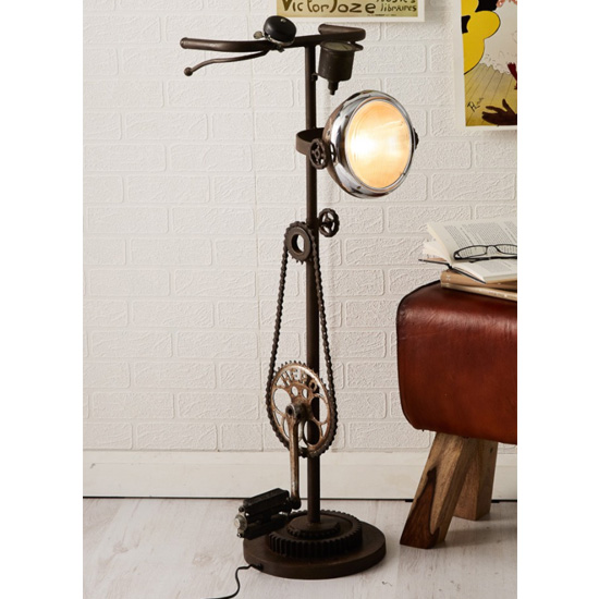 Read more about Secundus cycle chain stand floor lamp