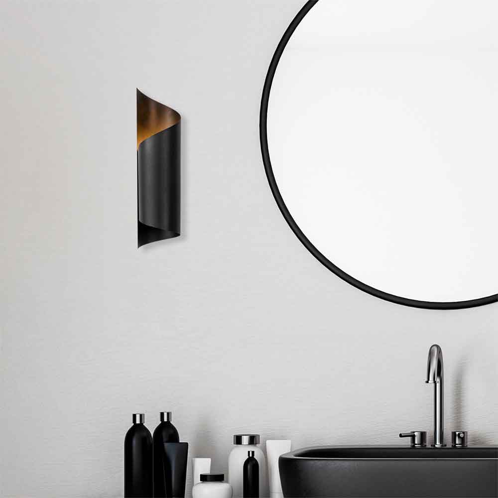 Sivani Metal Wall Lamp in Black