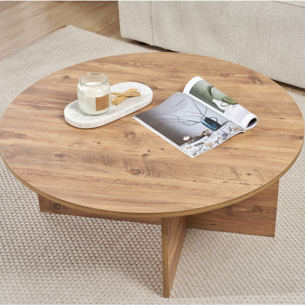 Soleva Round Wooden Coffee Table in Atlantic Pine
