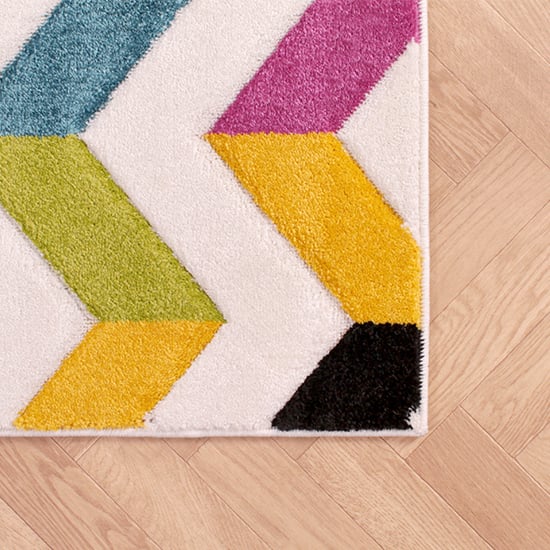 Spectra Carved 80x150cm Coral Rug In Multi-Colour