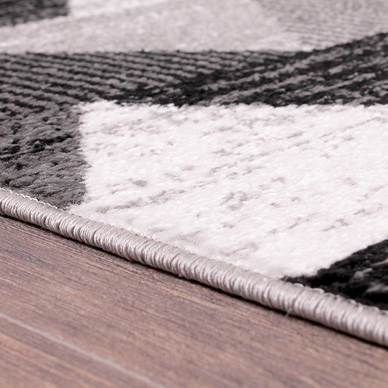 Spirit 60x110cm Triangle Design Rug In Black_5