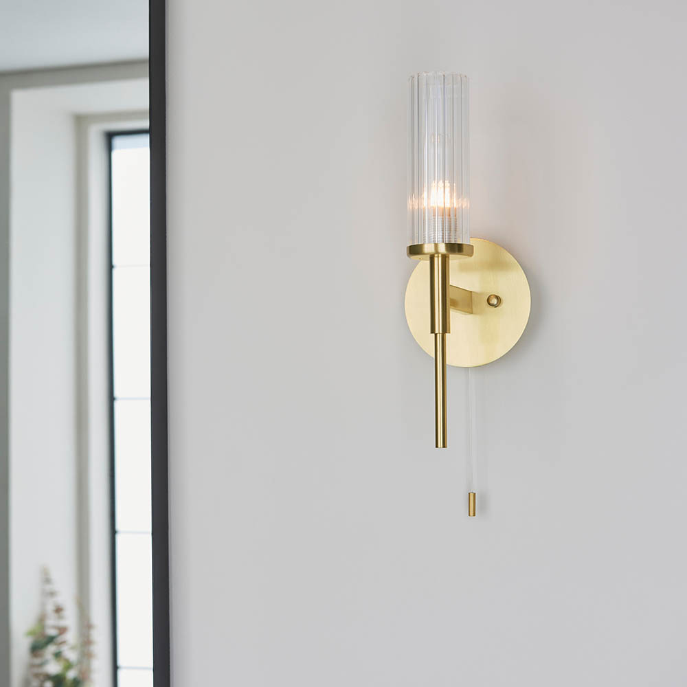 Talo Clear Ribbed Glass Shade Bathroom Wall Light In Brass