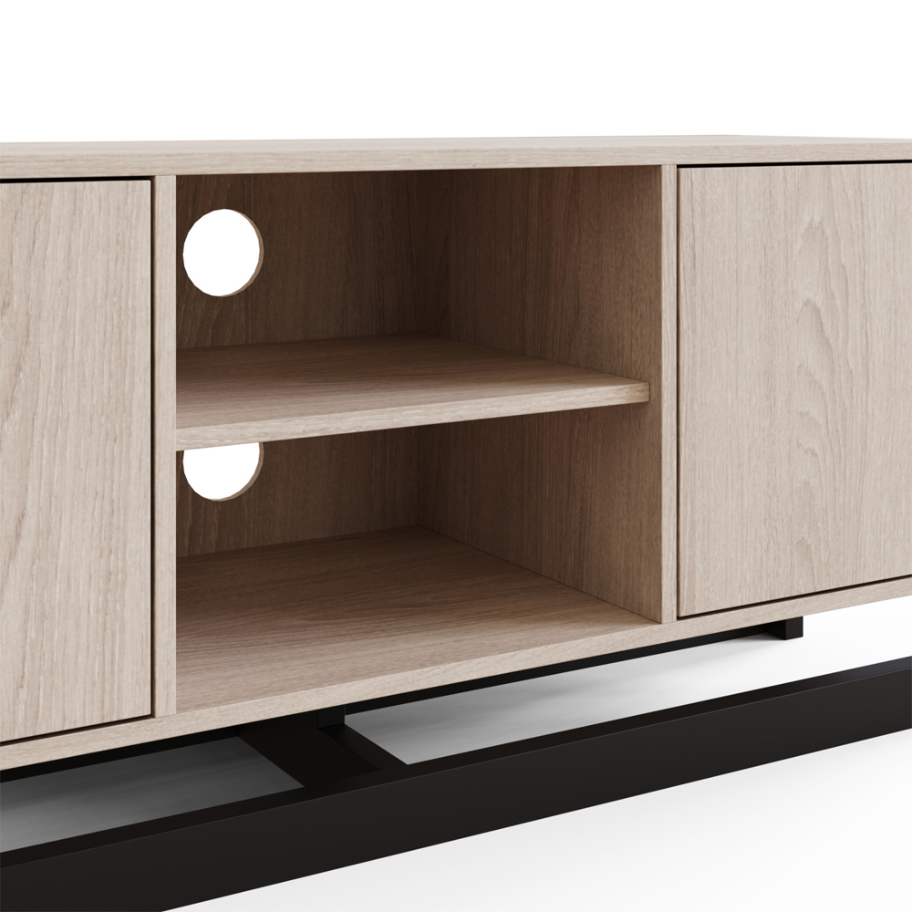 Terrell Wooden TV Stand With 2 Doors In Oak