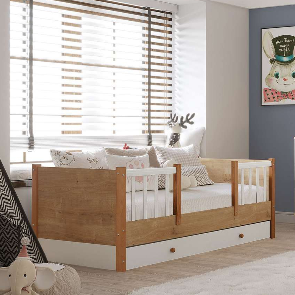 Tiffany Wooden Kids Day Bed in Sapphire Oak