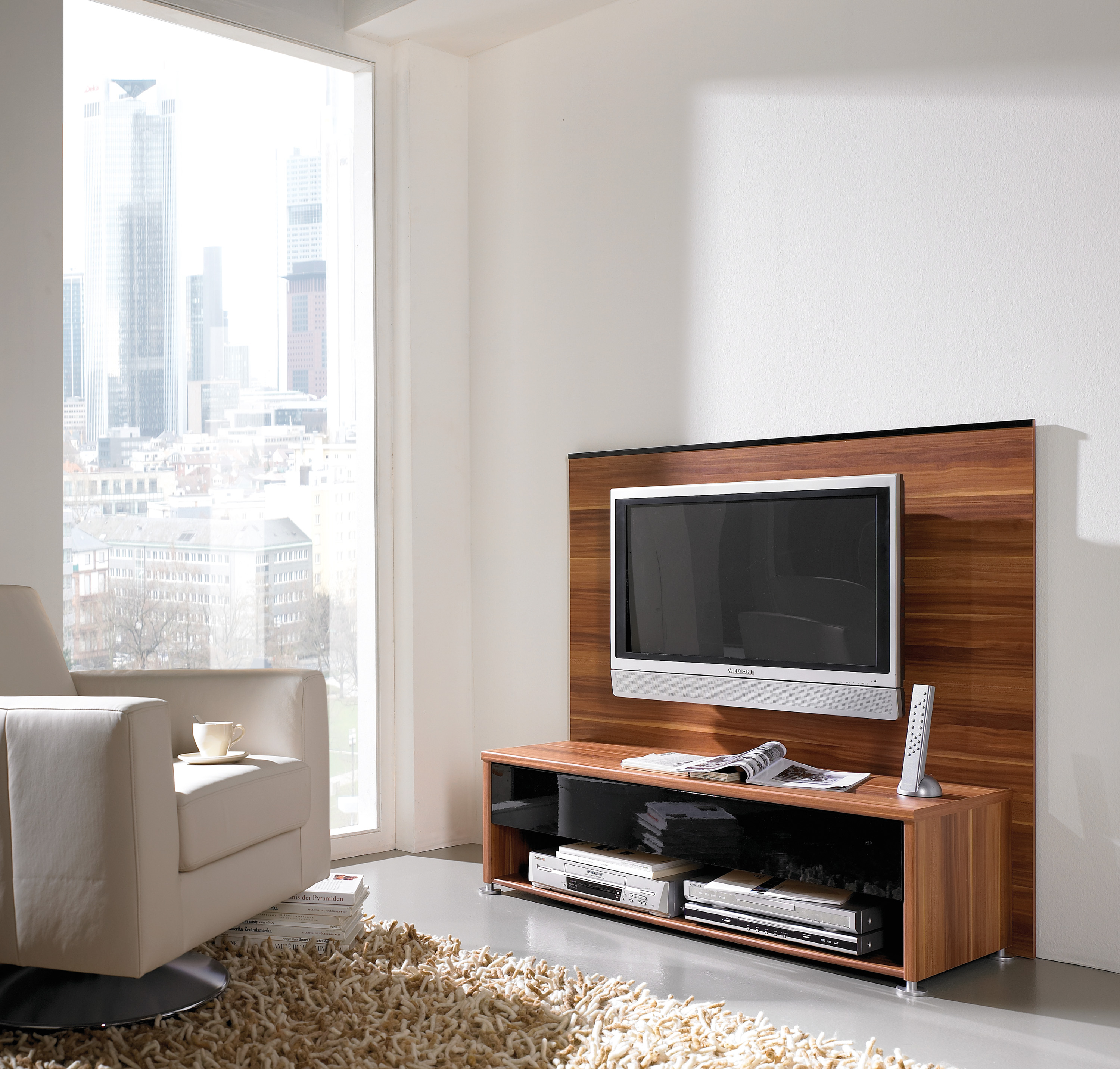 tv stand 0394 87 - Television Reviews, The Five Best Places to Buy a New Television Today