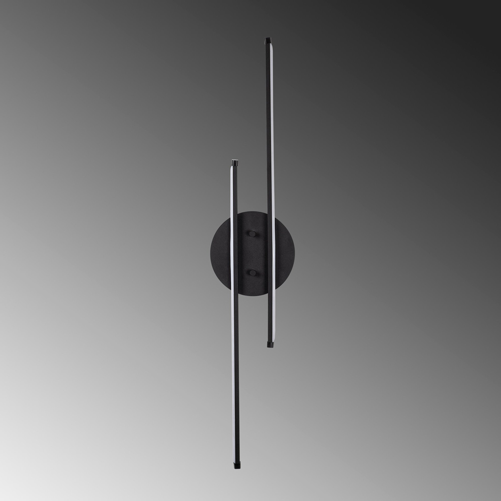 Umut Metal Wall Light in Black