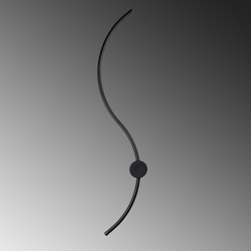 Uyan Metal Wall Light in Black
