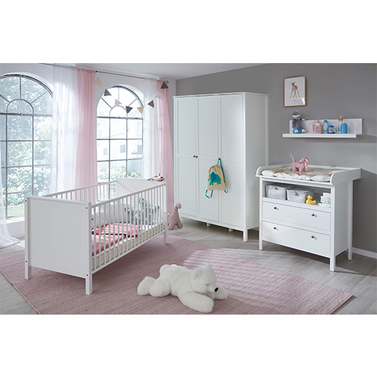 Valdo Baby Room Wooden Furniture Set 4 In White Furniture in Fashion