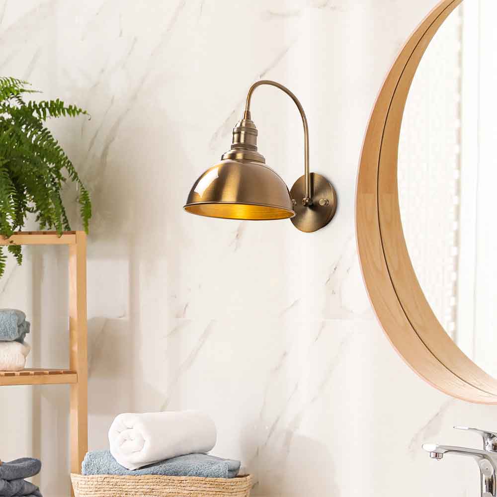 Varzan Metal Wall Light in Vinatge