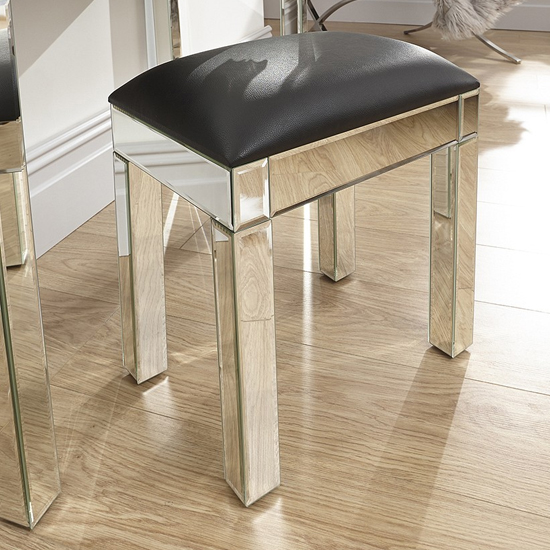 Dressing Stool In Mirrored Finish FiF