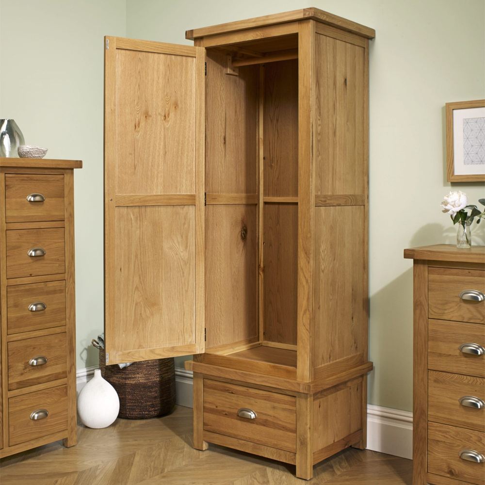 Webworms Wooden Wardrobe With 1 Door 1 Drawer In Oak