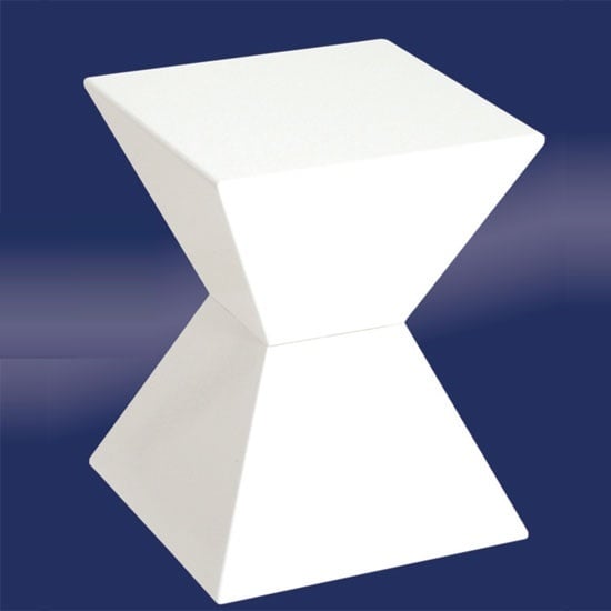 Edge Funky End Table In White High Gloss Lacquered