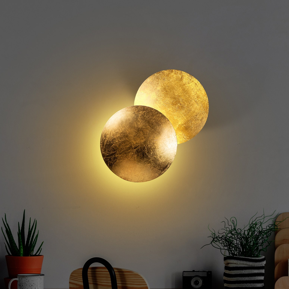 Yosma Metal Wall Light in Gold