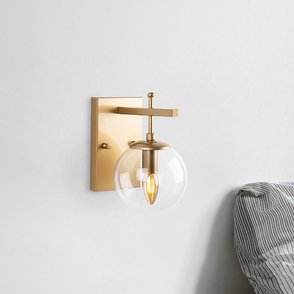 Zahar Metal Wall Light in Gold