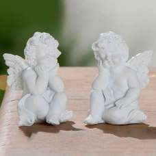 Ocala Small Synthetic Resin Set Of 2 Angel Sculpture In White - UK
