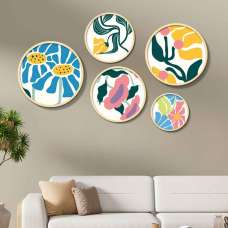 Stillform Wooden Rounds Retro Bloom Art of Frame Set of 5 in Multicolour - UK