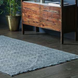 Buena Cotton Aztec Pattern Rug In Jade Green