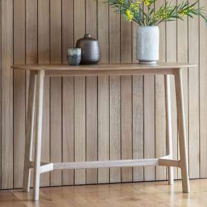 Madrina Wooden Console Table In Oak