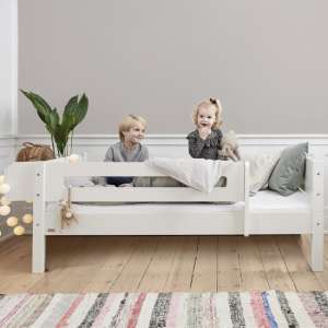 Morden Kids Wooden Day Bed In White And Snow White Saftey Rail