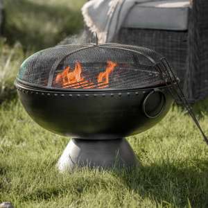 Potsdam Traditional Style Metal Firepit In Black